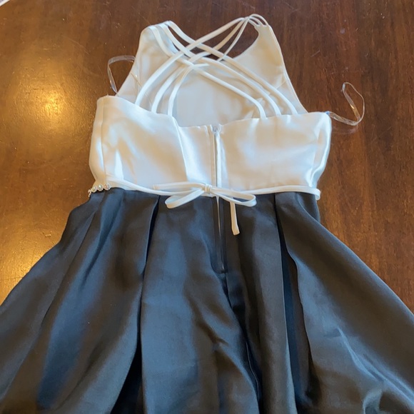 Girls party dress size 12 - Picture 4 of 7